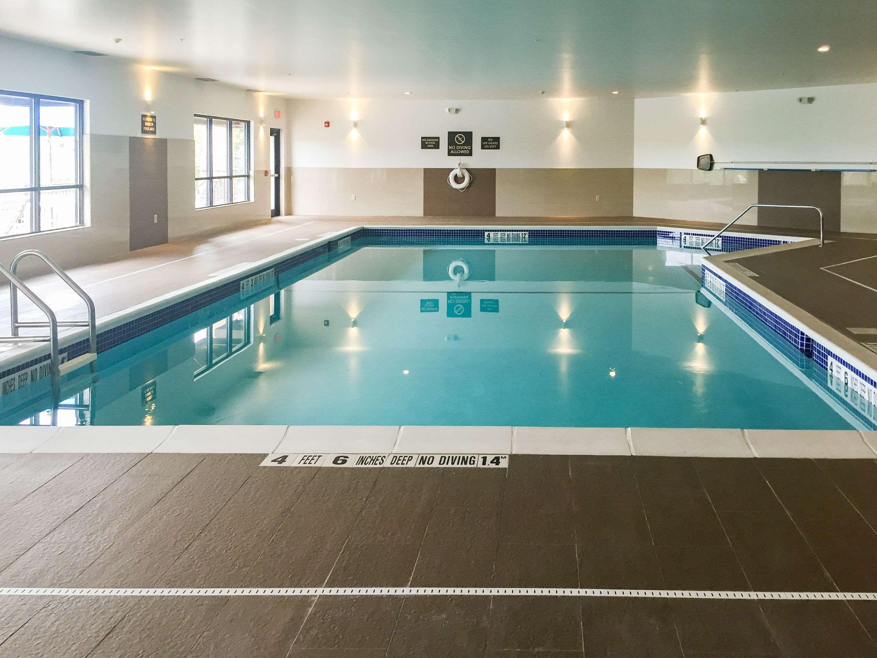 Comfort Latham/albany North Hotel 3*